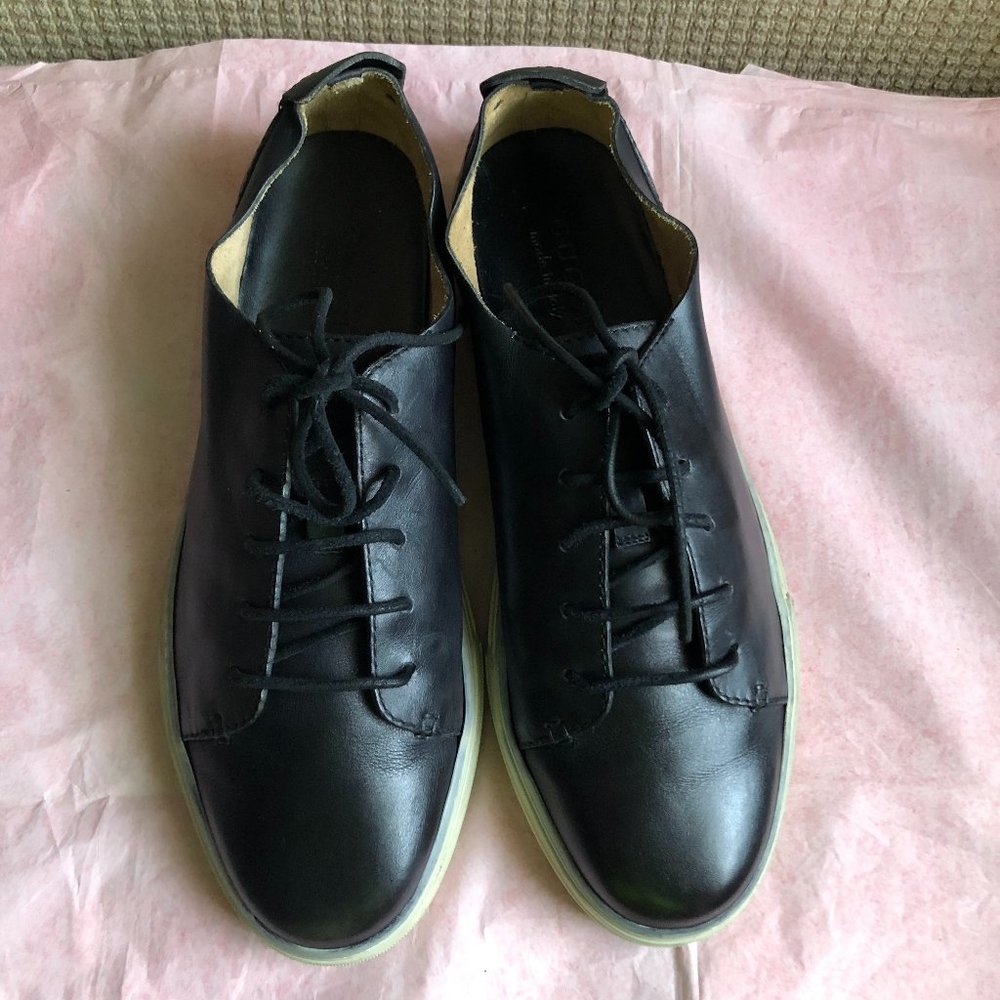 Gucci Men's Black Leather Sneakers - Picture 4 of 15